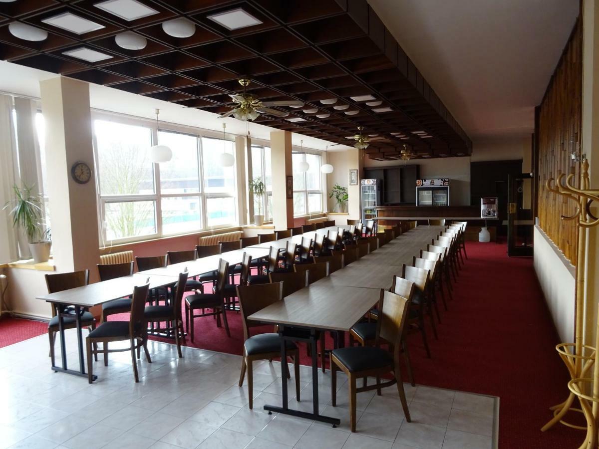Patria Hotel Trutnov Exterior foto