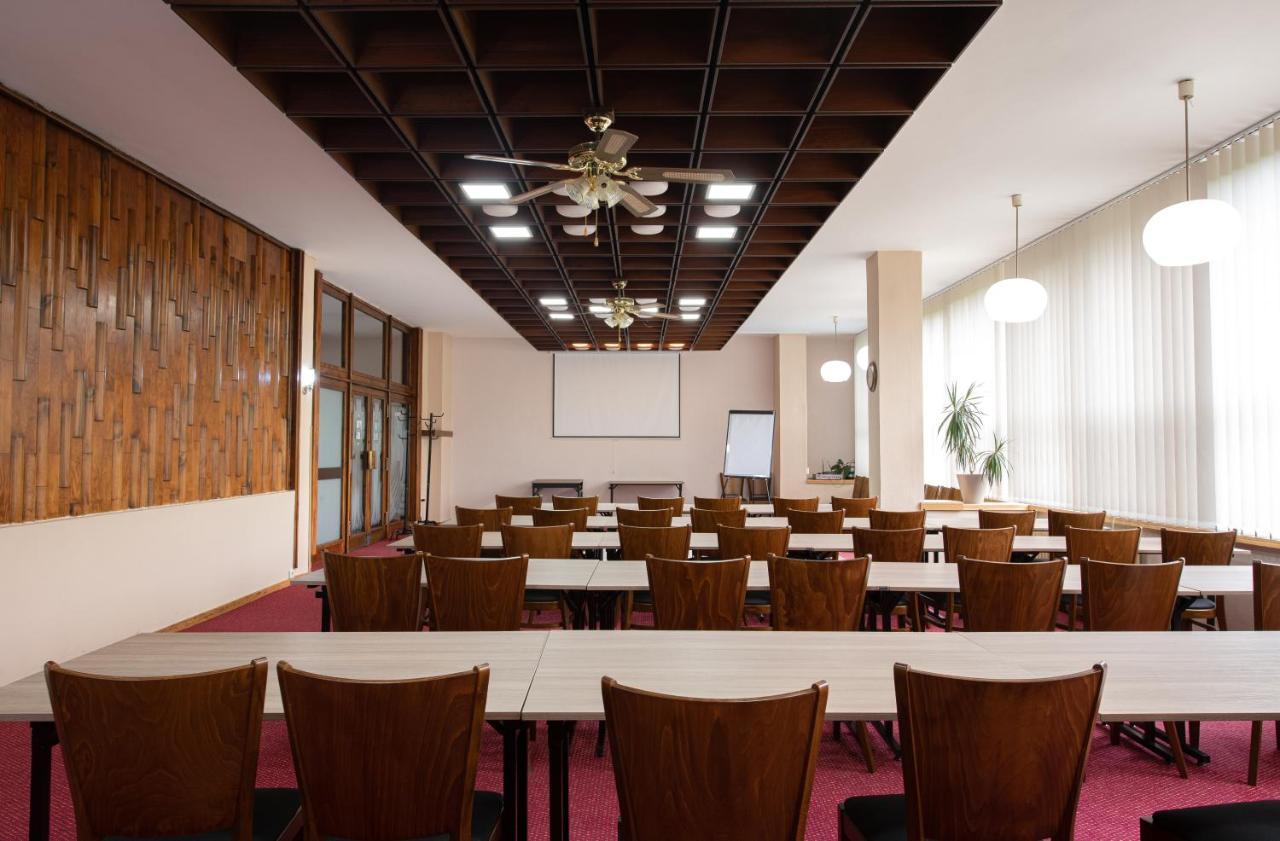 Patria Hotel Trutnov Exterior foto